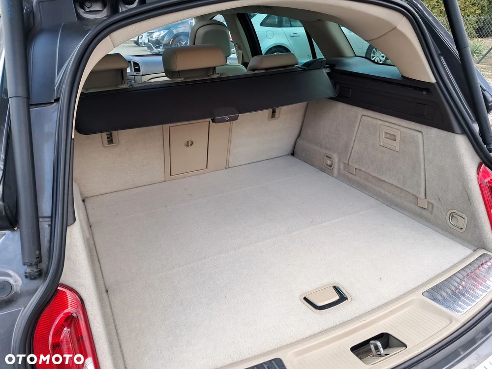 Opel Insignia 2.0 CDTI Sports Tourer - 12