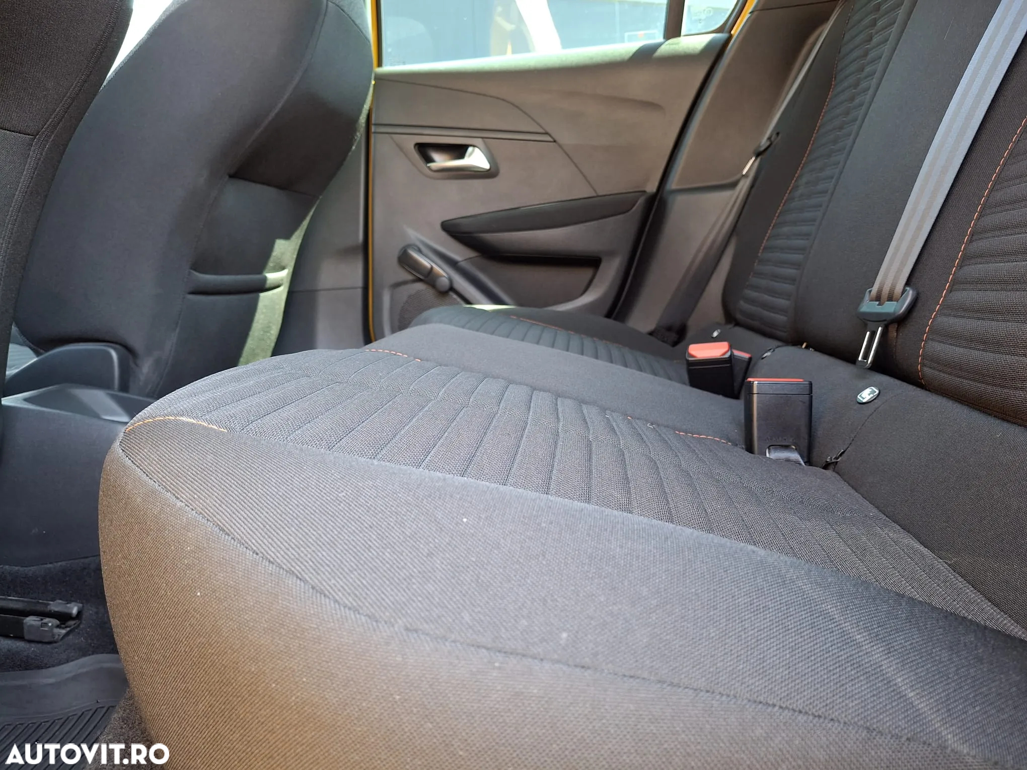 Peugeot 208 1.2 L PureTech STT Active Pack - 24