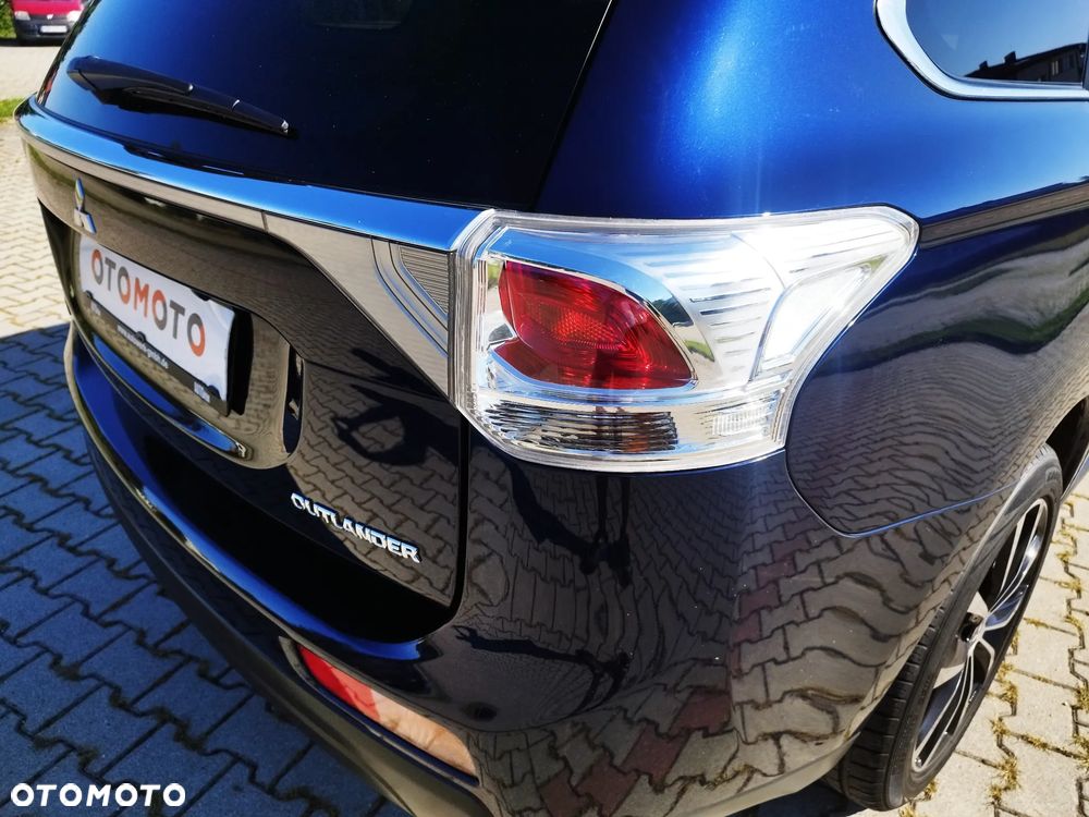 Mitsubishi Outlander 2.0 2WD Diamant Edition - 16