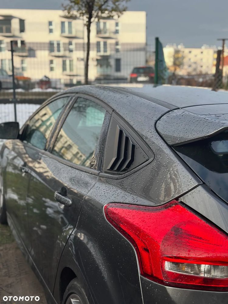 Ford Focus 2.0 EcoBoost ST - 21