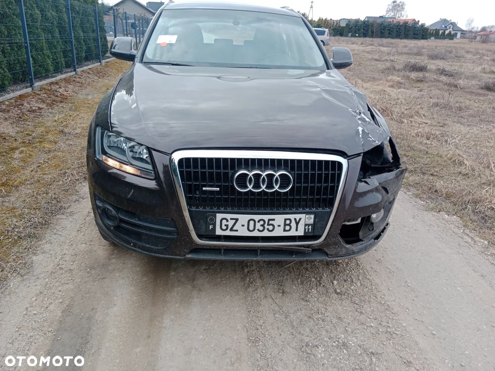 Audi Q5 3.2 FSI Quattro S tronic - 2