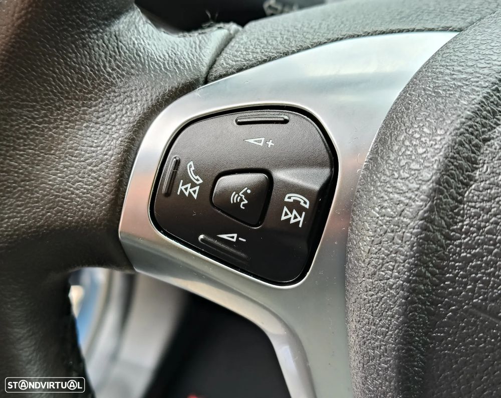 Ford Tourneo Courier 1.0 EcoBoost Titanium - 16