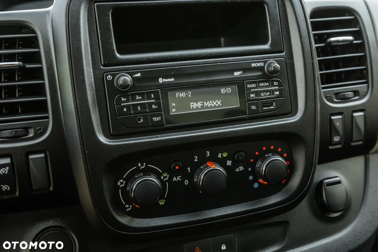 Renault TRAFIC - 16