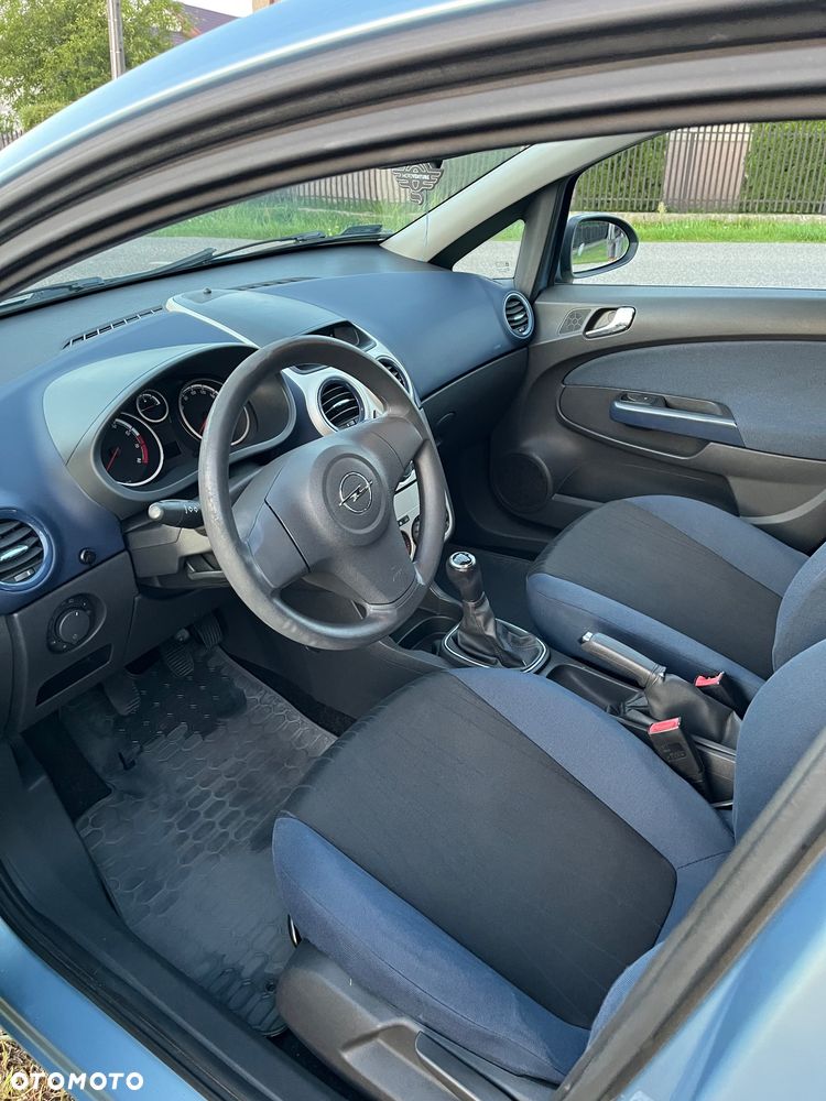 Opel Corsa 1.2 16V Enjoy - 9