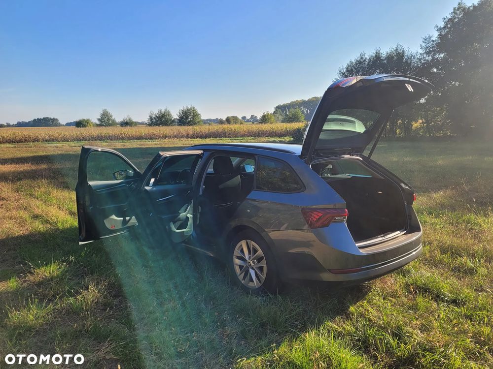 Skoda Octavia 1.5 TSI ACT Ambition - 9