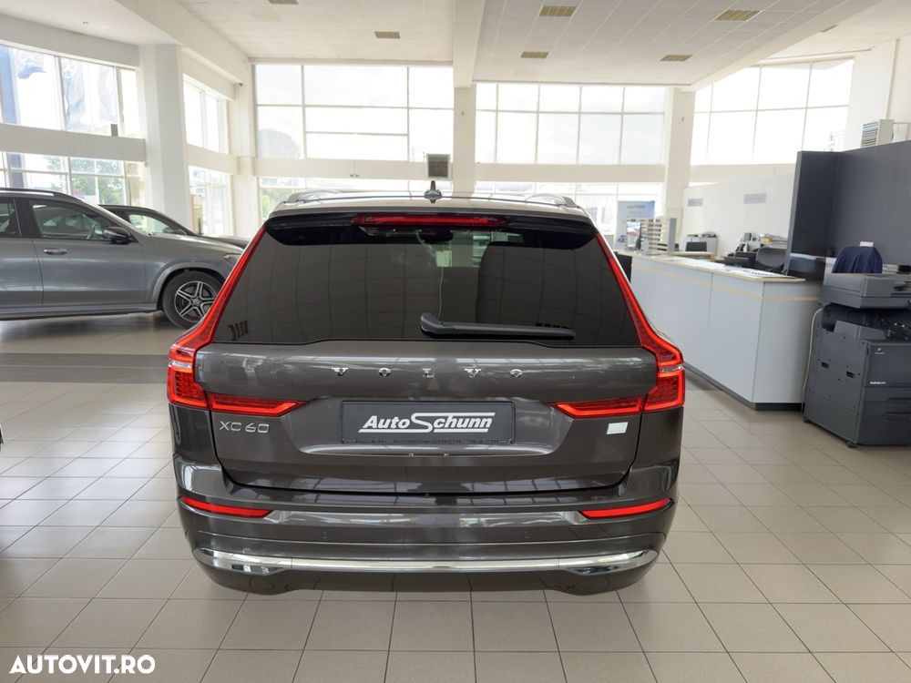 Volvo XC 60 Recharge T8 AWD AT Ultimate Bright - 8