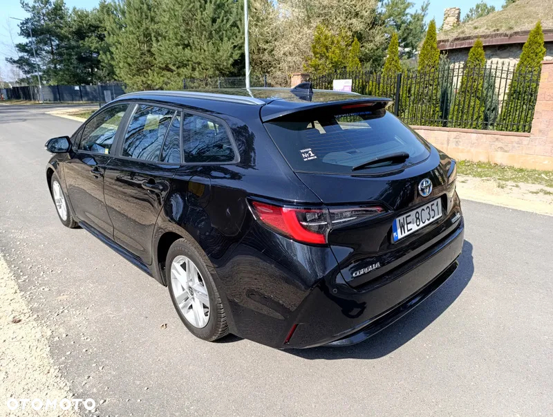 Toyota Corolla 1.8 Hybrid Comfort - 12