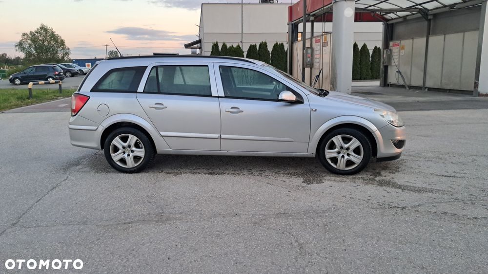 Opel Astra 1.7 CDTI - 4