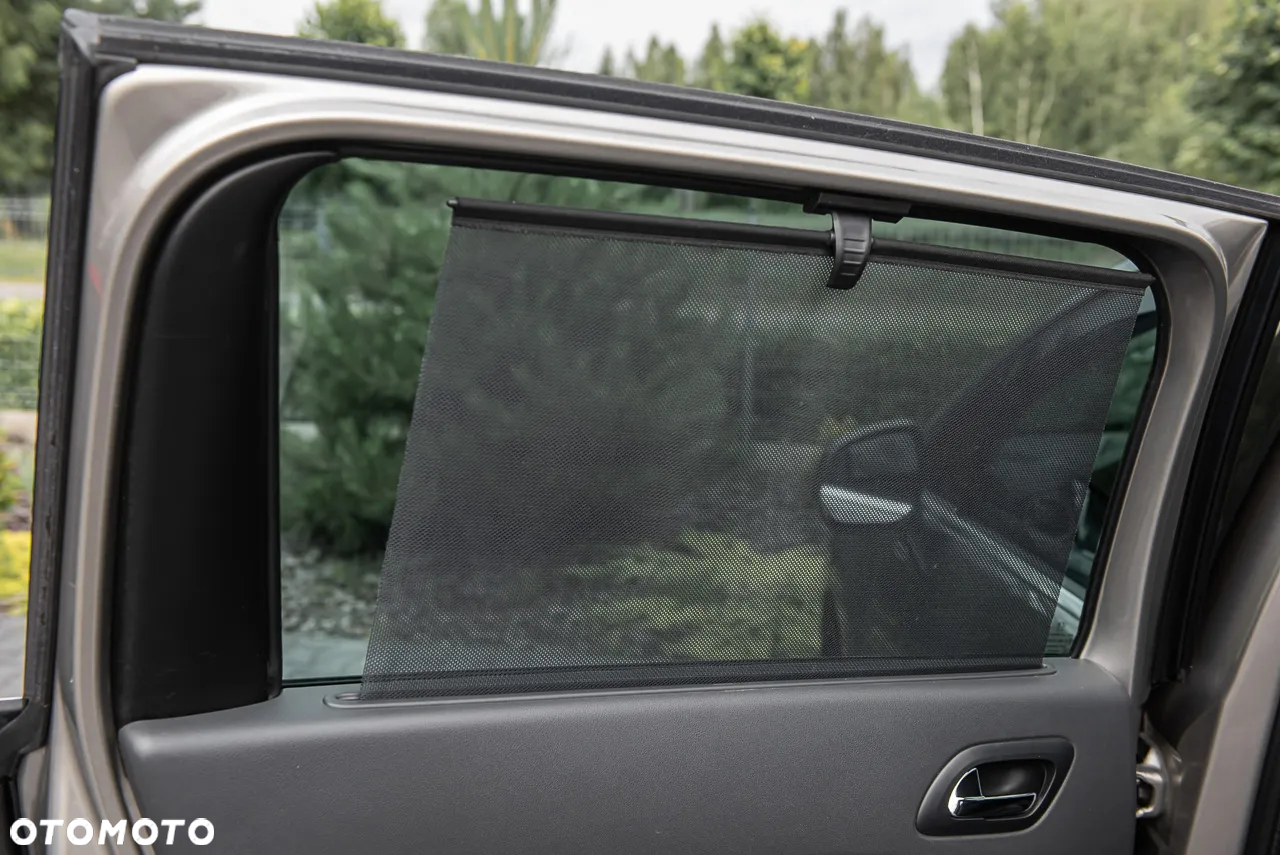 Peugeot 5008 - 26