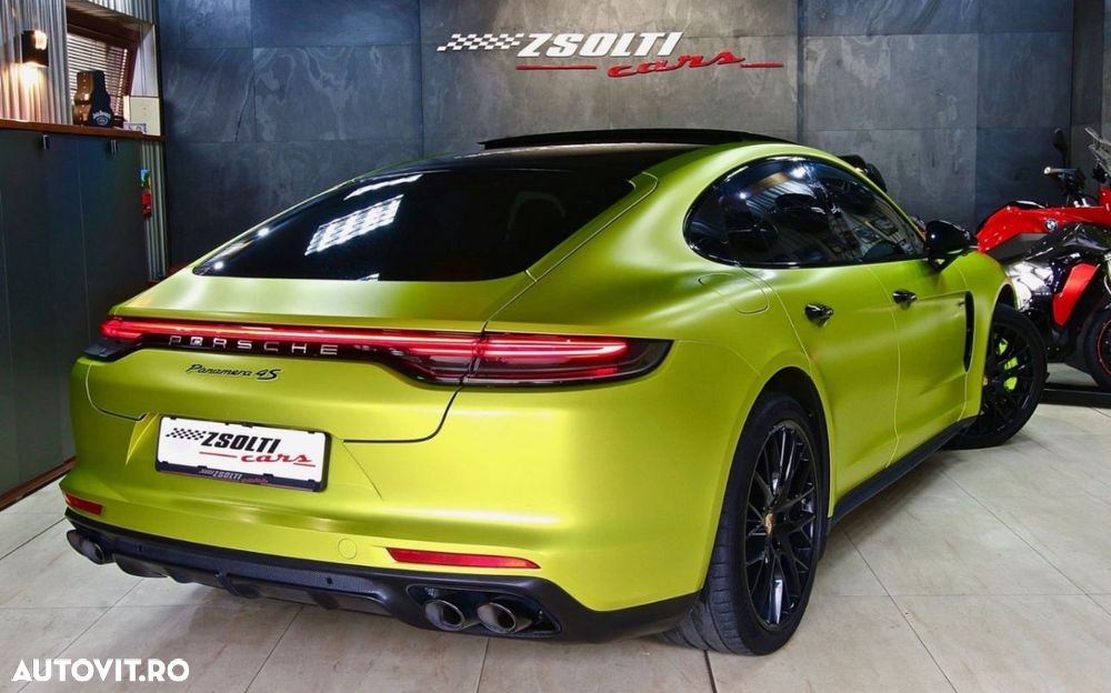 Porsche Panamera 4S E-Hybrid - 4