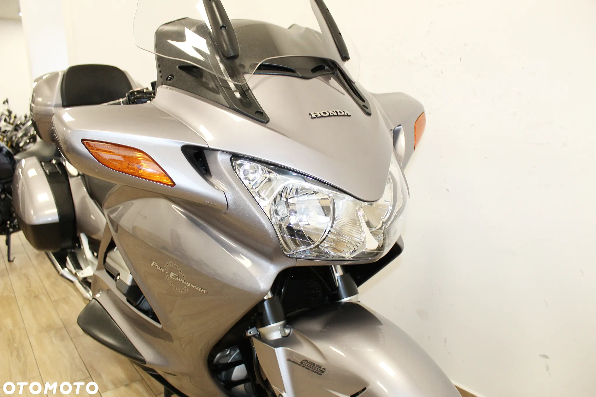 Honda ST - 11