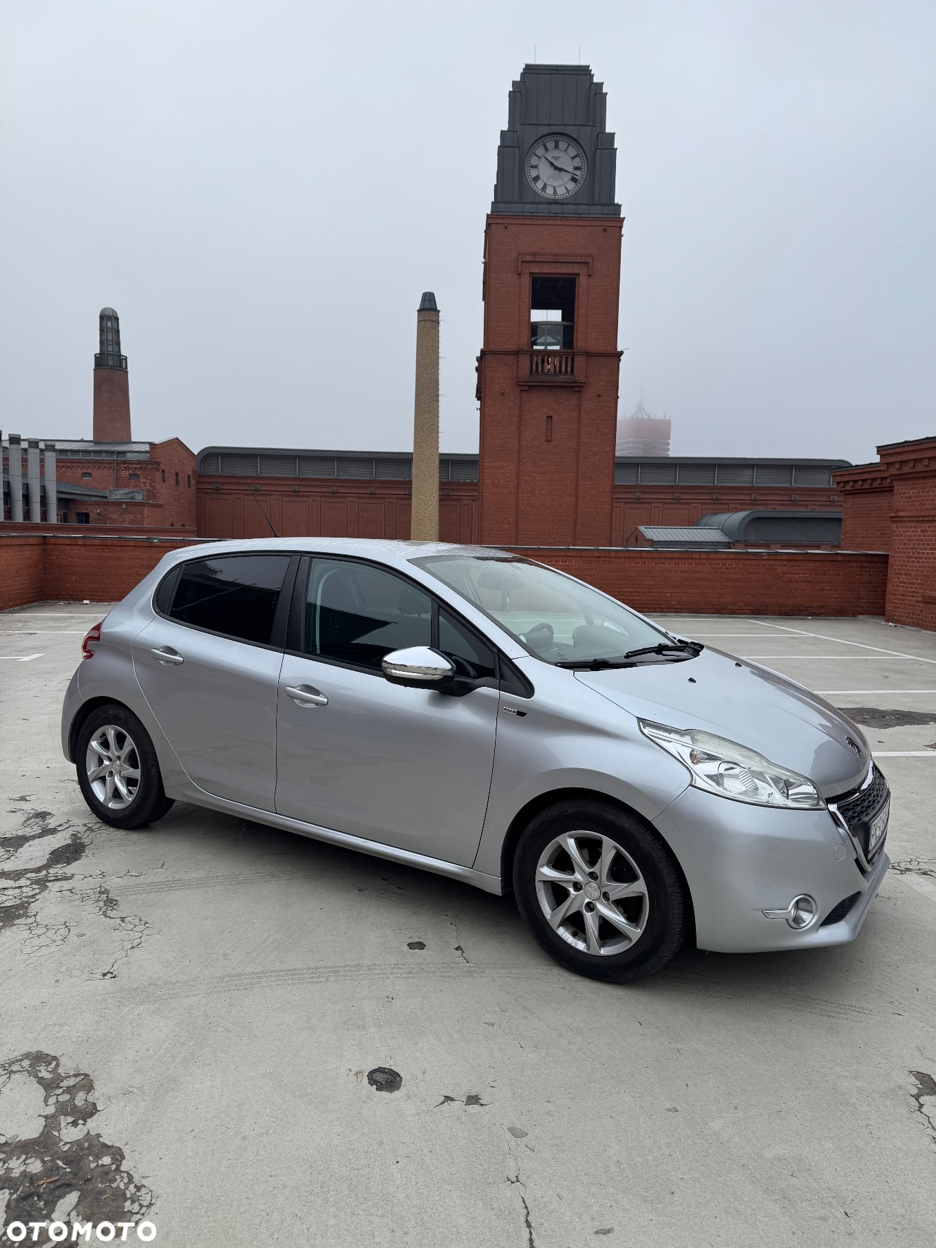 Peugeot 208 - 3