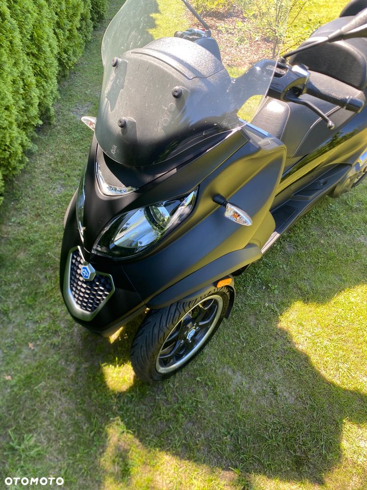 Piaggio MP-3 - 2