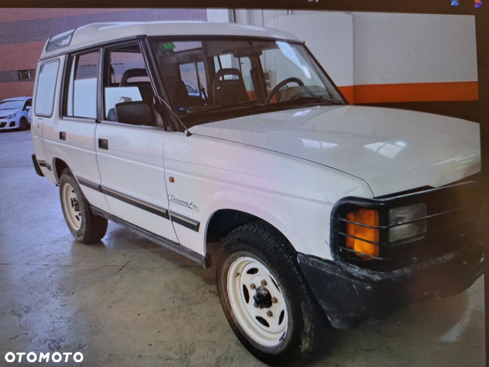 Land Rover Discovery - 1