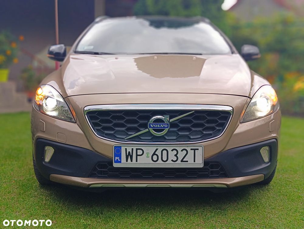Volvo V40 Cross Country T5 Summum - 39