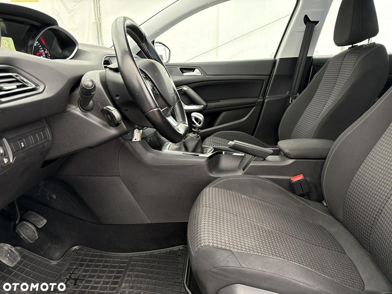 Peugeot 308 - 12