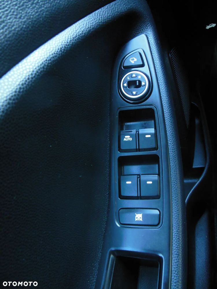 Hyundai i20 1.2 Intro Edition - 25
