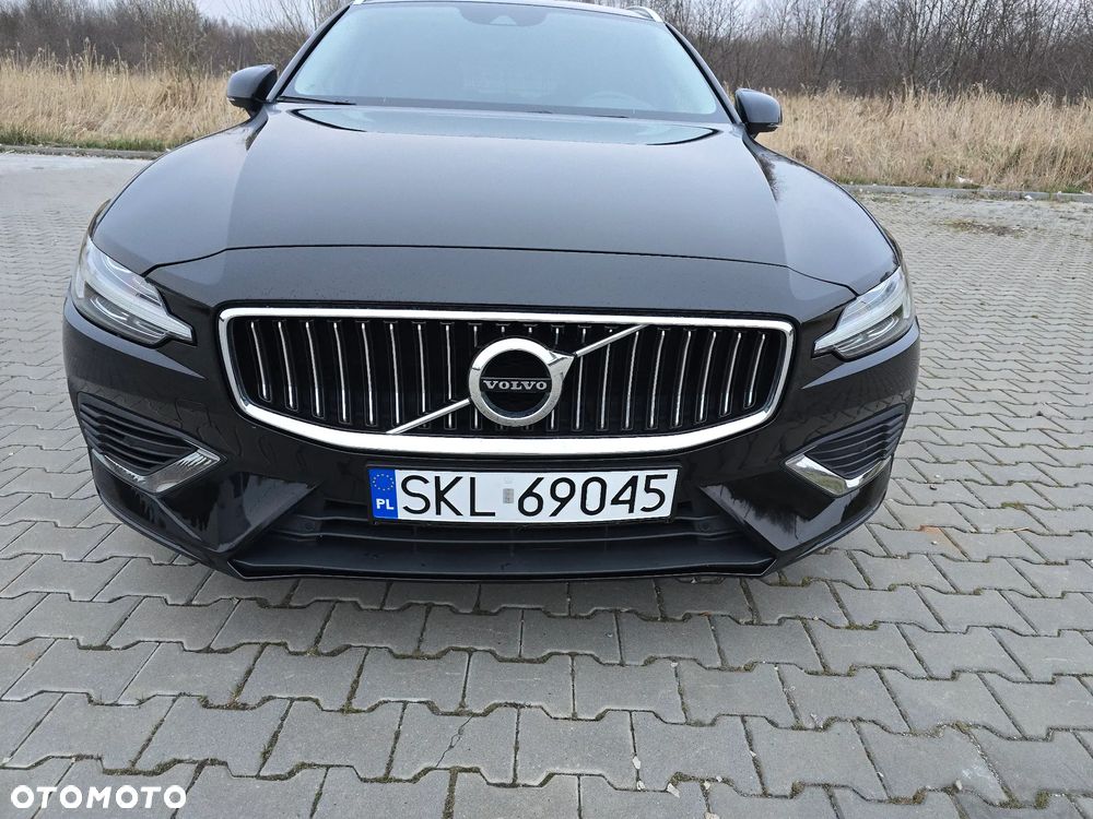 Volvo V60 T6 AWD Plug-In Hybrid Essential - 23