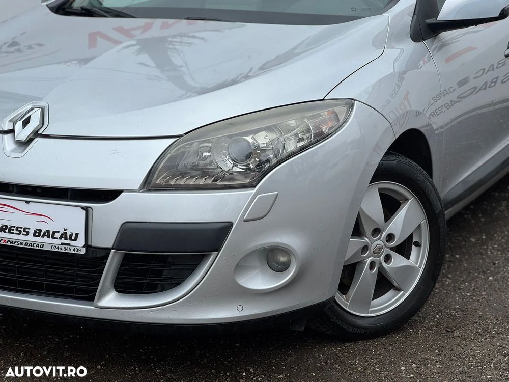 Renault Megane - 12