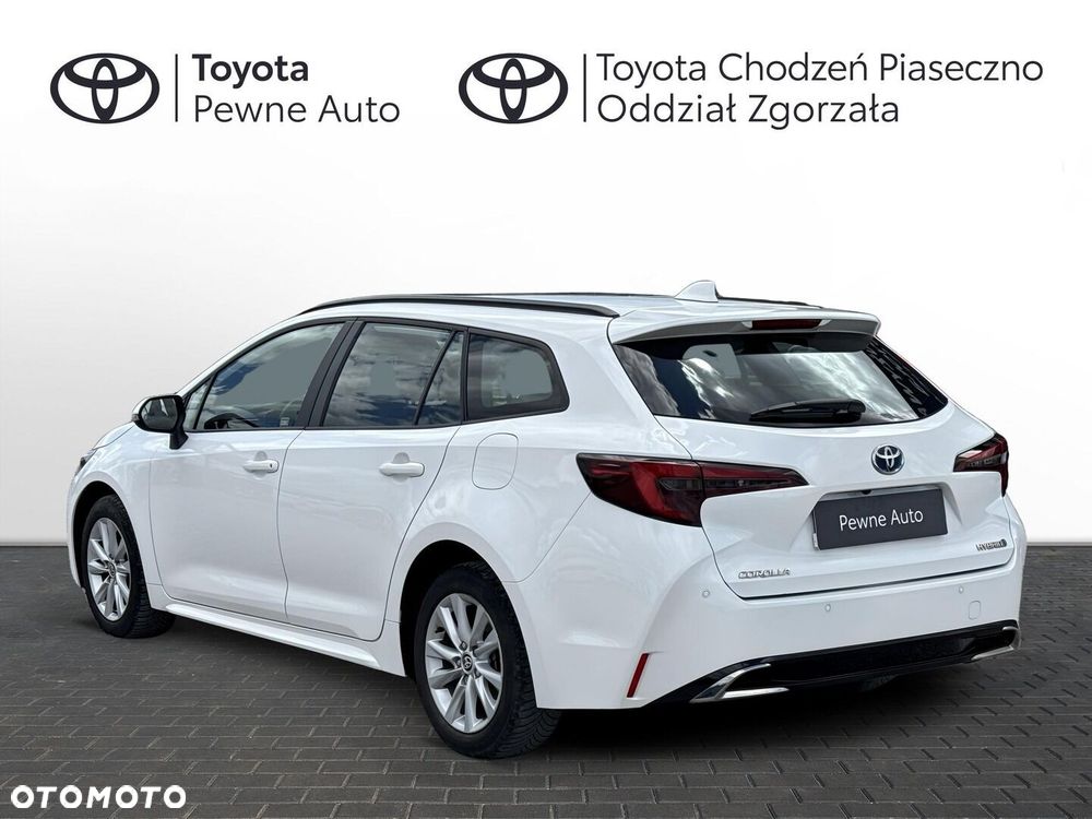 Toyota Corolla 2.0 Hybrid Comfort - 4