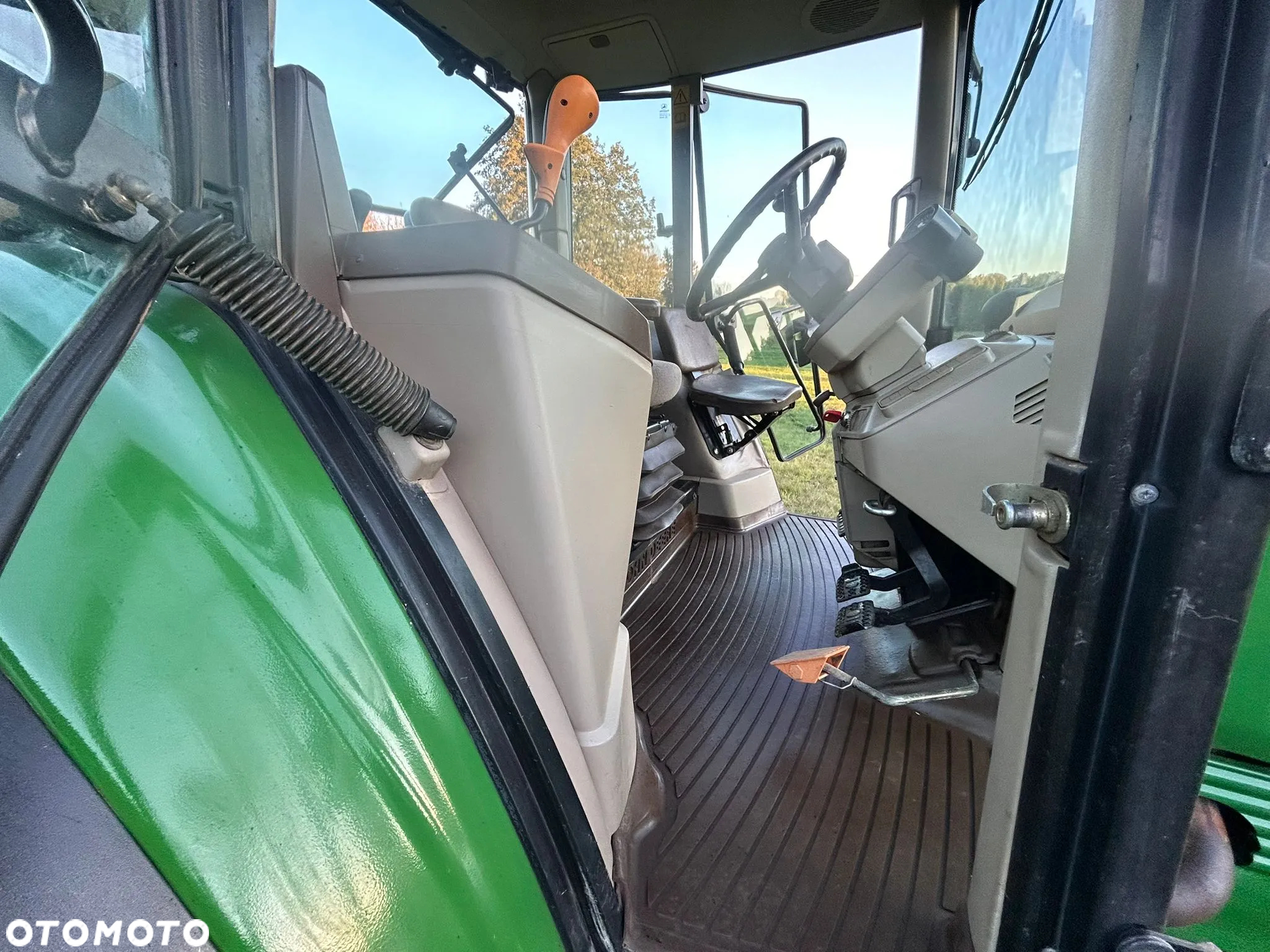 John Deere - 19