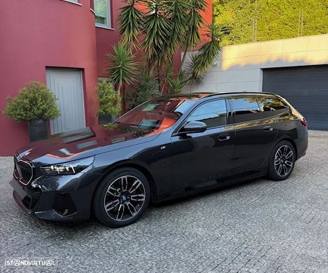 BMW 530 e xDrive Pack Desportivo M Pro - 1