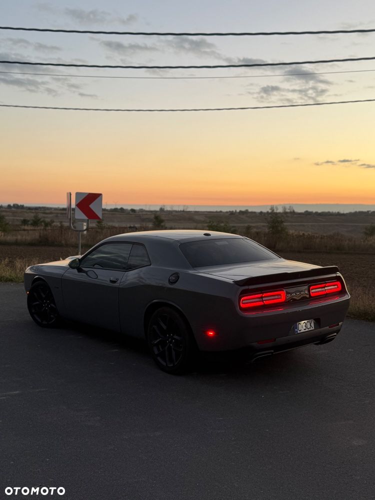 Dodge Challenger Automatik R/T Plus - 6