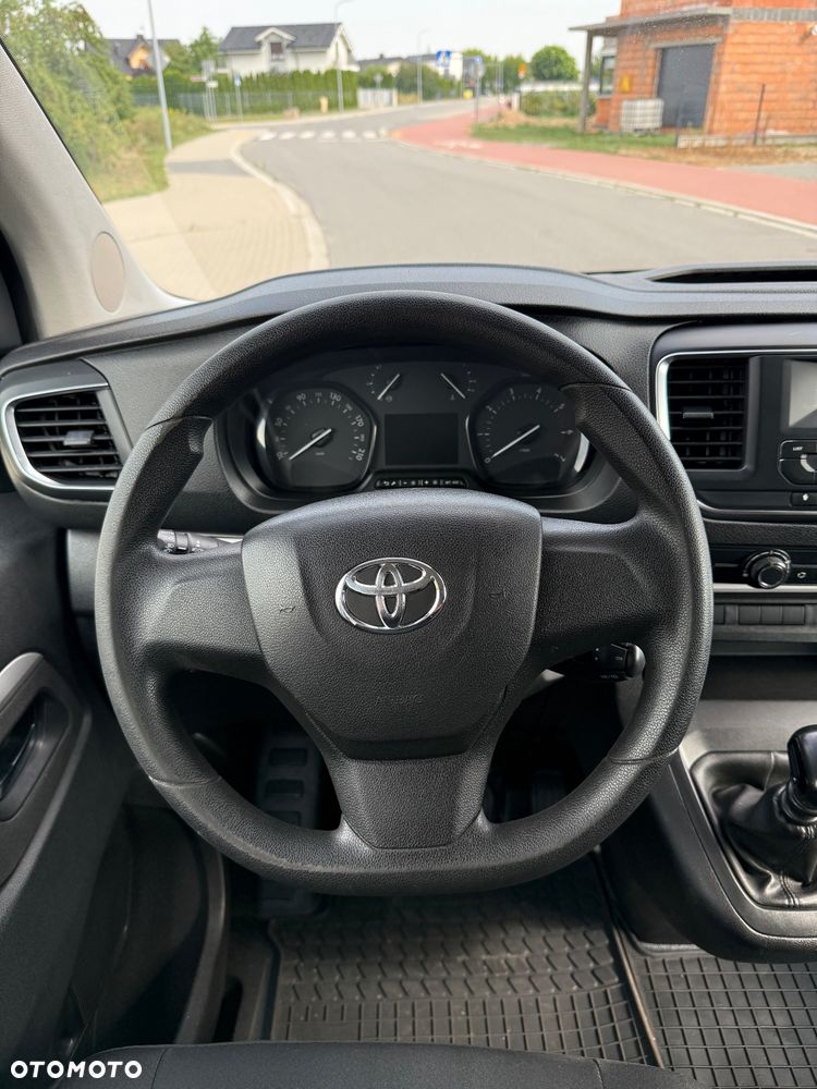Toyota ProAce - 12