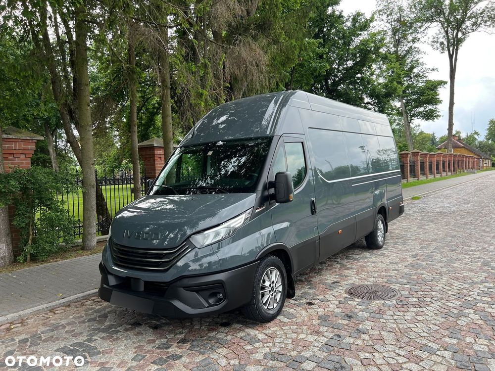 Iveco Daily 35-180 - 1