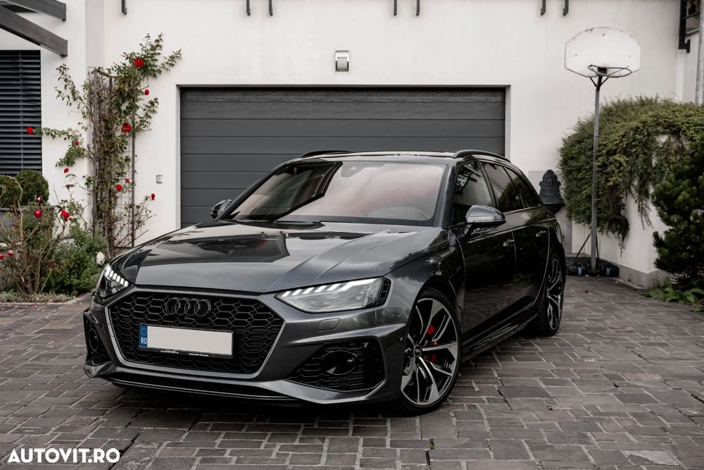 Audi RS4 Avant quattro Tiptronic - 4