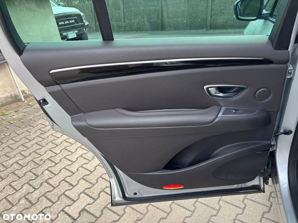 Renault Espace 1.6 dCi Energy Life - 8