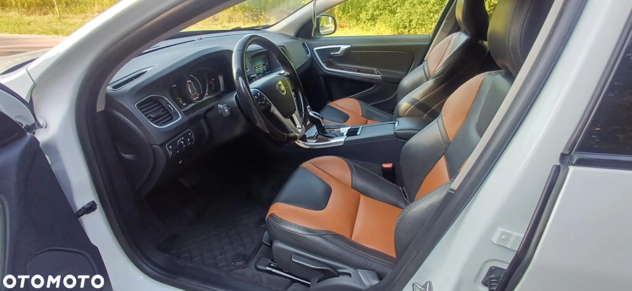 Volvo V60 Cross Country D3 Drive-E Momentum - 7