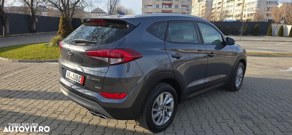 Hyundai Tucson 2.0 CRDI 4WD Advantage - 3