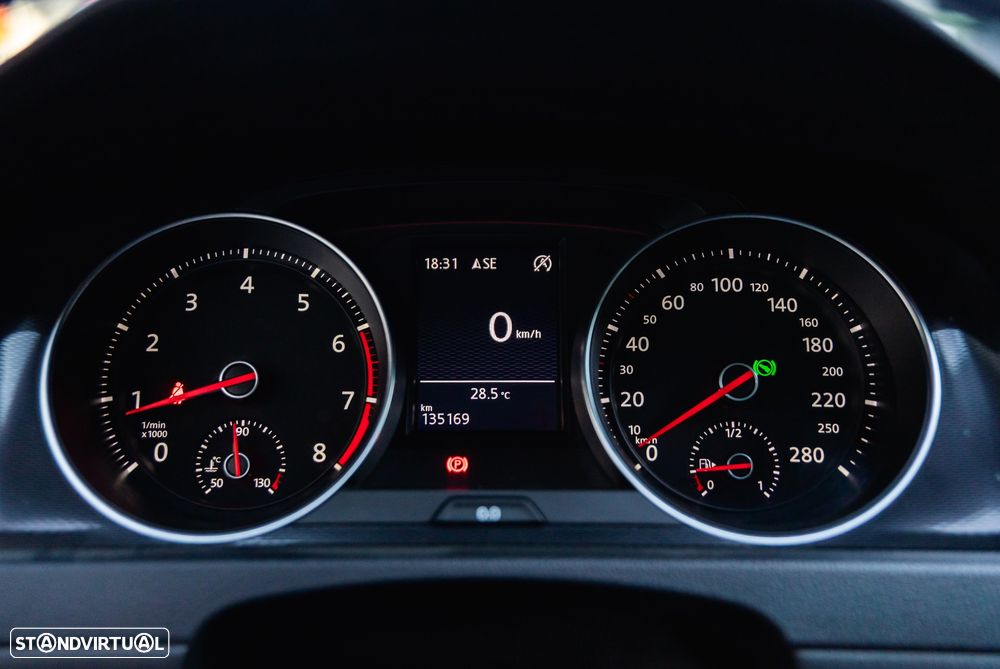 VW Golf 2.0 TSi GTi DSG Performance - 35