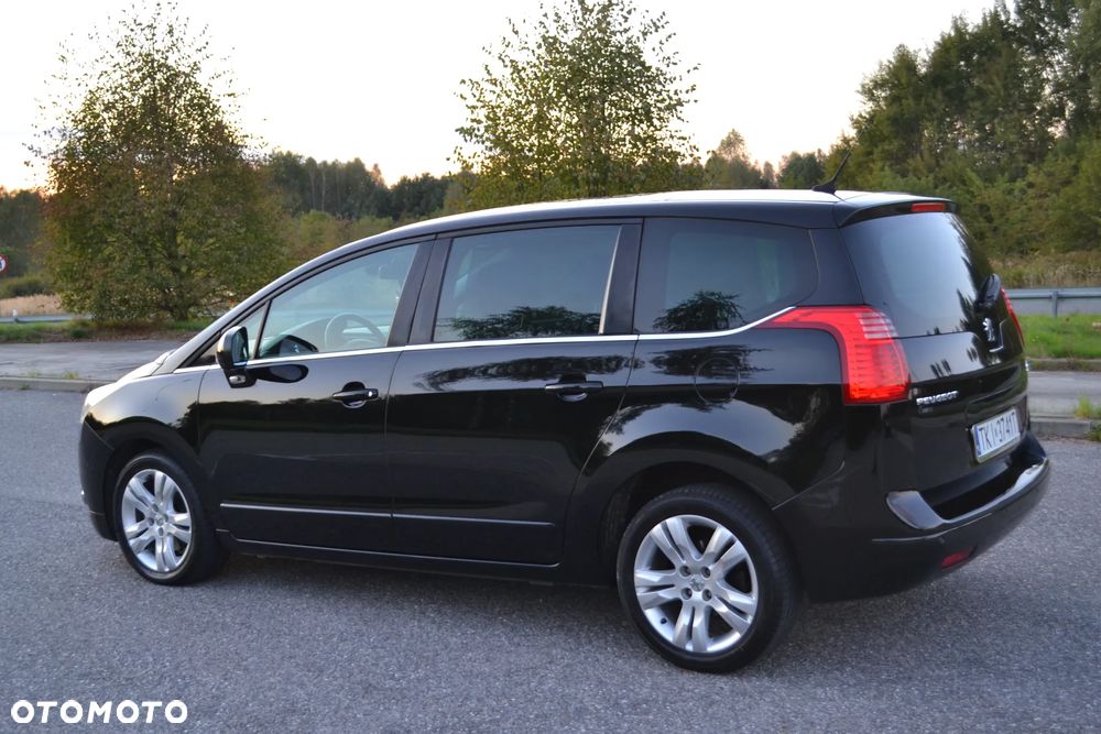 Peugeot 5008 - 4
