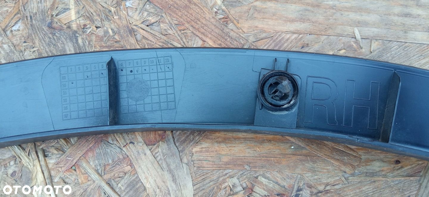 TESLA MODEL Y 22- LISTWA BŁOTNIKA PRAWY TYŁ PRAWA TYLNA 1683866-00-A - 14