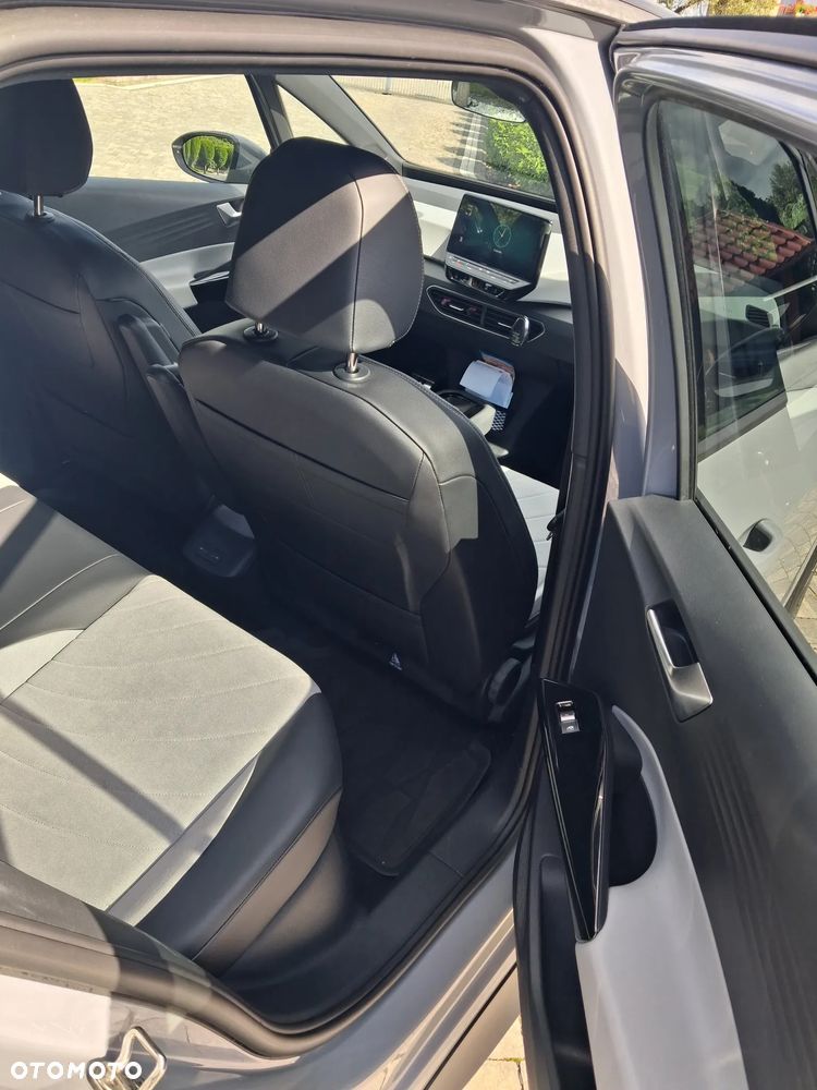 Volkswagen ID.3 59kWh Pro - 12