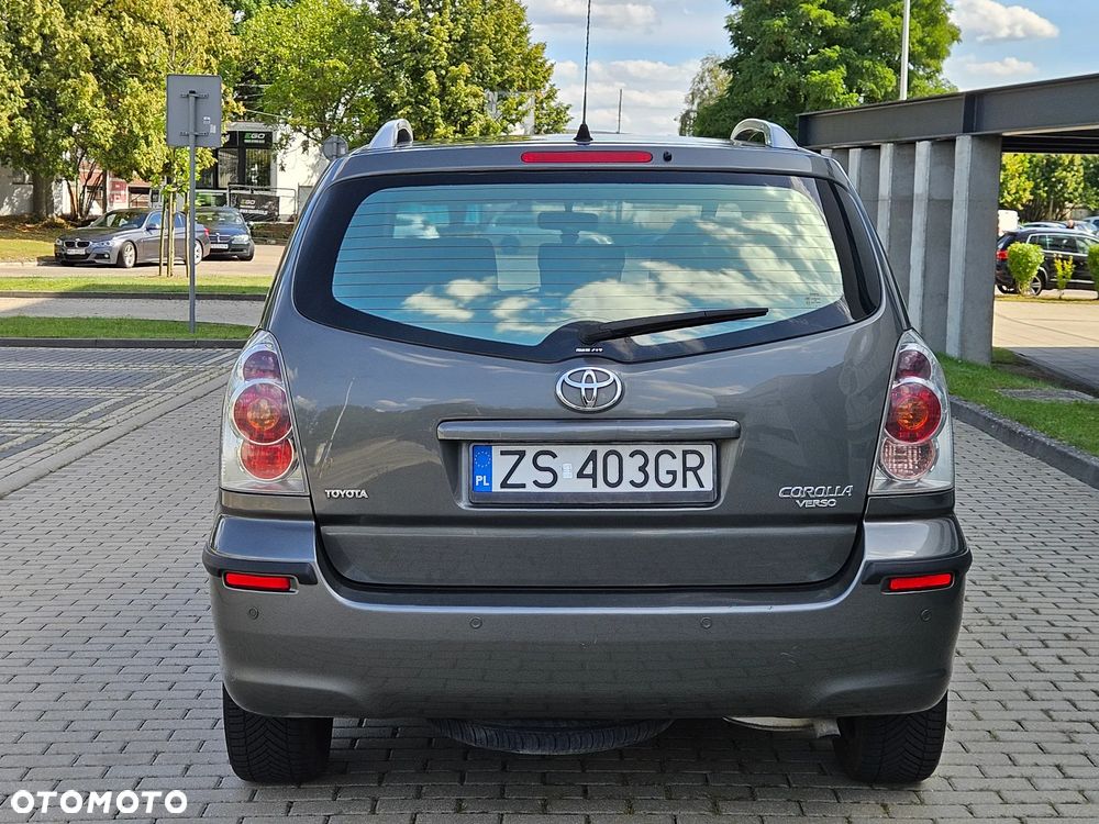 Toyota Corolla Verso 1.8 Multi-Mode Luna - 36