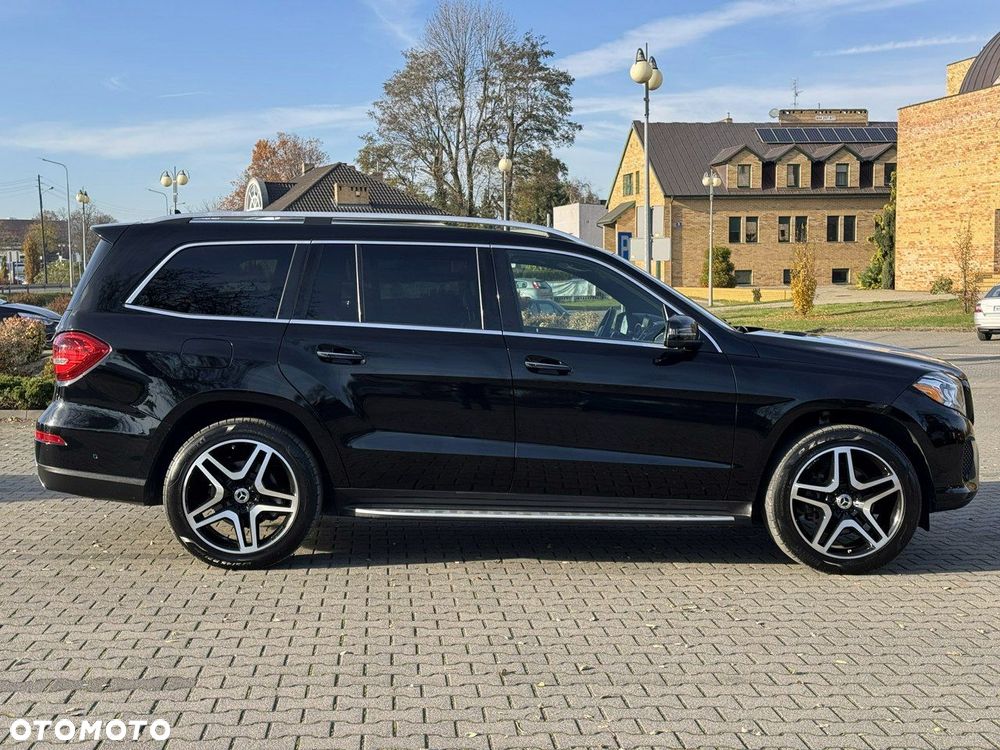 Mercedes-Benz GLS - 9