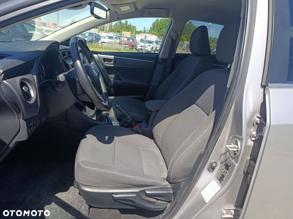 Toyota Corolla - 15