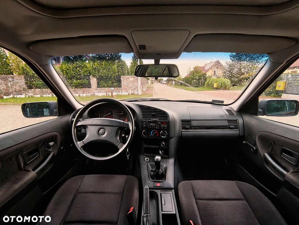 BMW Seria 3 - 14