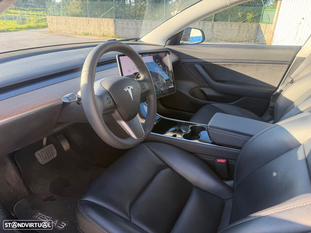 Tesla Model 3 Standard Range Plus RWD - 3
