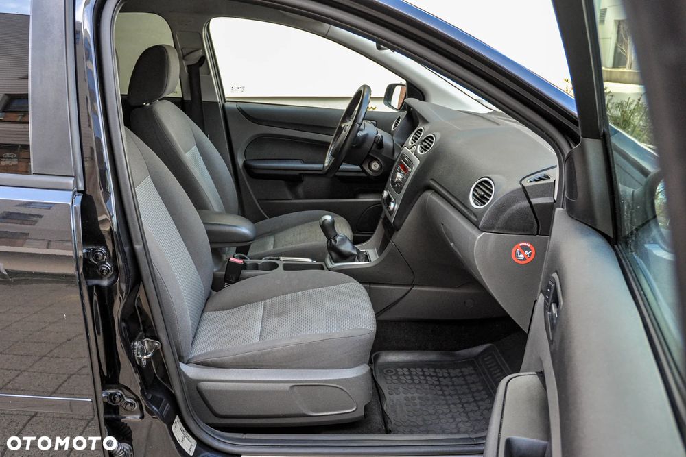 Ford Focus - 11