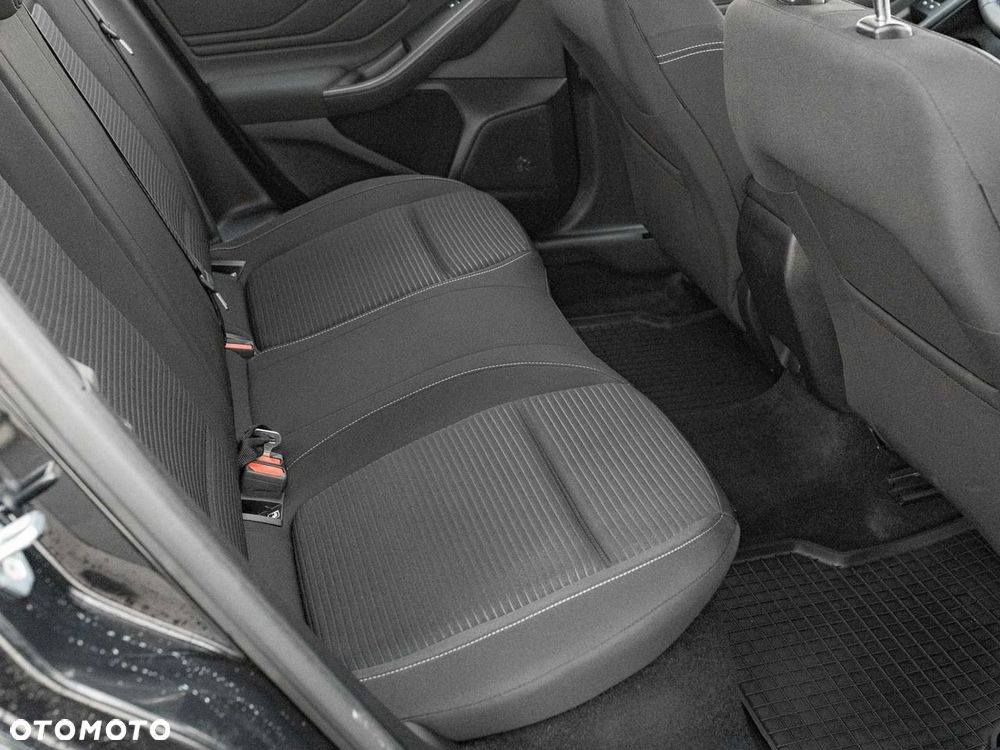 Ford Focus SW 1.0 EcoBoost Titanium - 29