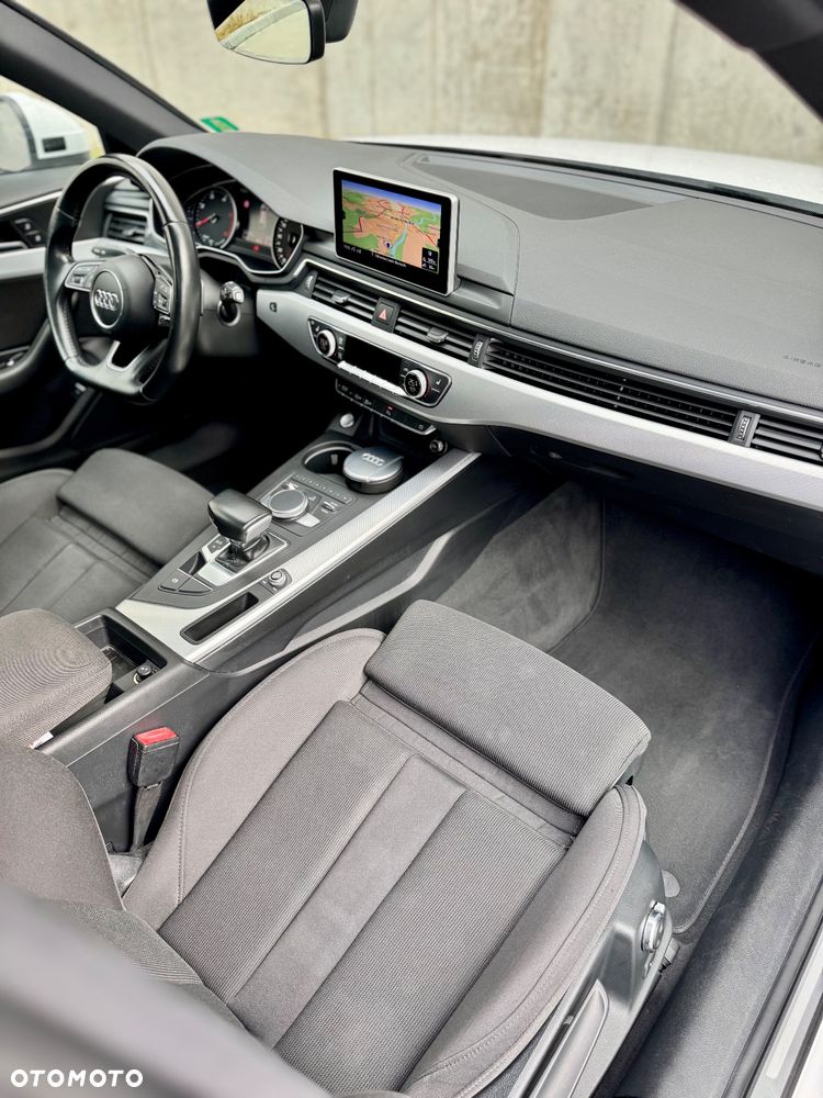 Audi A4 Avant 2.0 TDI ultra S tronic sport - 20