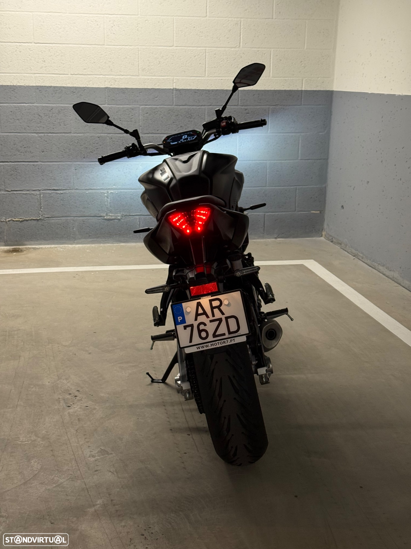 Yamaha MT-07 - 4