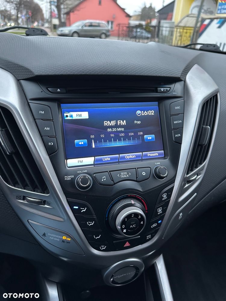 Hyundai Veloster 1.6 blue Premium - 15