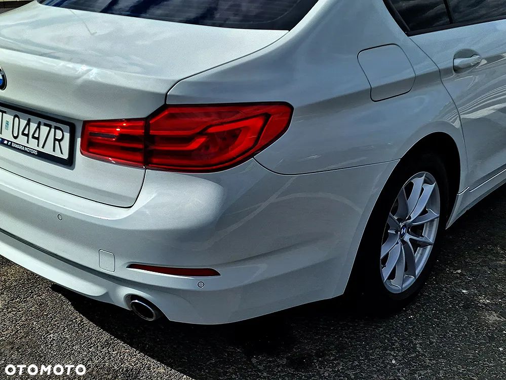 BMW Seria 5 518d Business Edition - 18