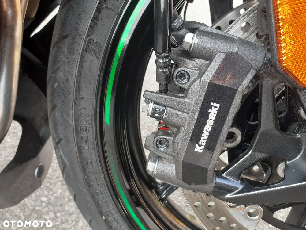 Kawasaki Ninja 1000 SX - 18