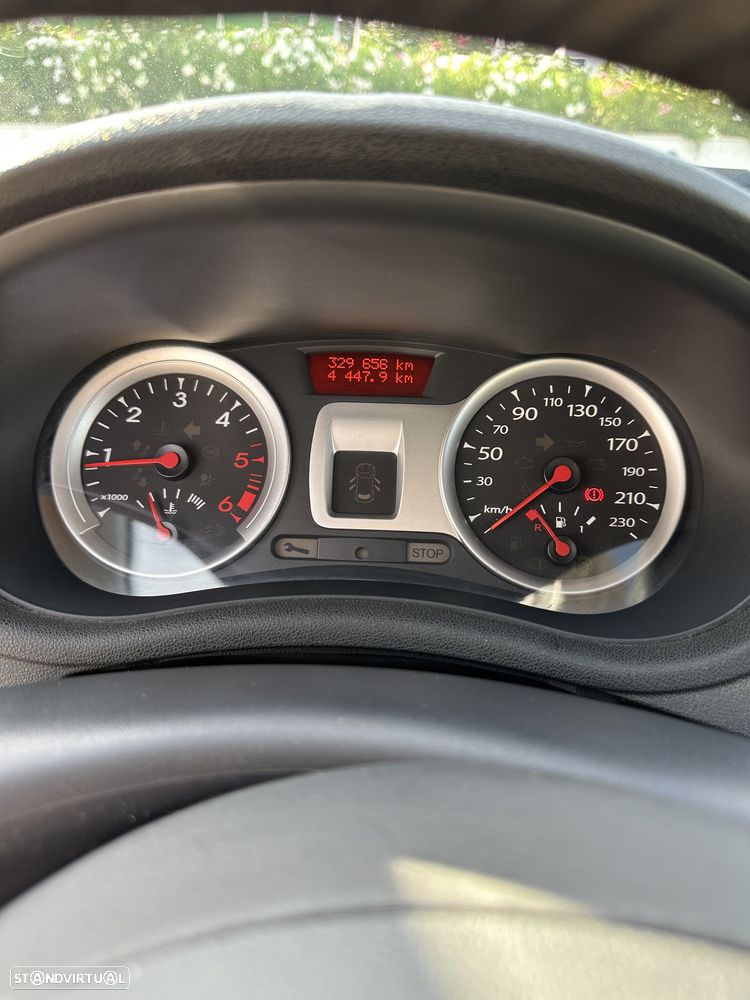 Renault Clio Sport Tourer - 14